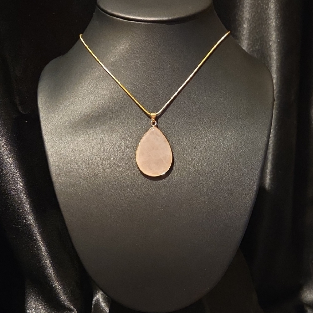 New Rose Quartz Gemstone Teardrop Pendent Necklace
